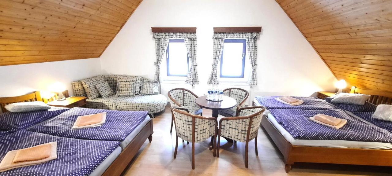 Hotel Perla Jizery Josefuv Dul Exterior foto