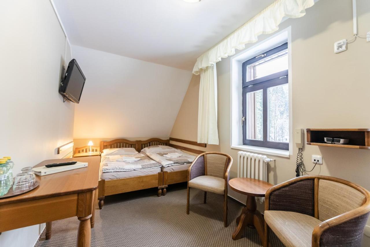 Hotel Perla Jizery Josefuv Dul Exterior foto